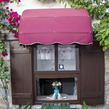 Hotel Teos *