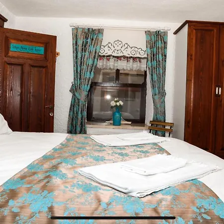 Teos Hotel