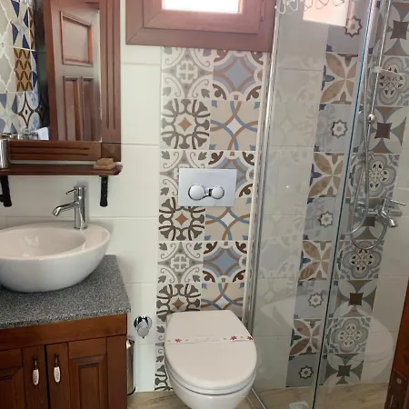 Teos ホテル イズミル