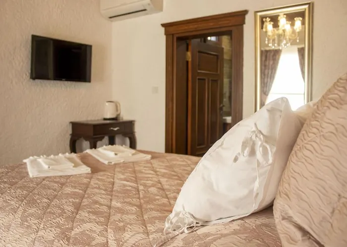 Teos Hotel Esmirna